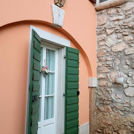 Ferienwohnung Casa Del Capitello Caprino Veronese Exterior foto