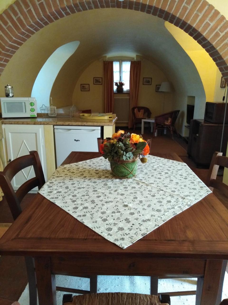 Ferienwohnung Casa Del Capitello Caprino Veronese Exterior foto